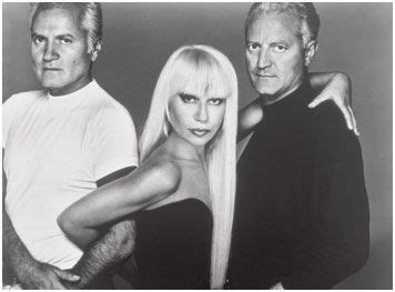 albero genealogico famiglia versace|gianni versace siblings.